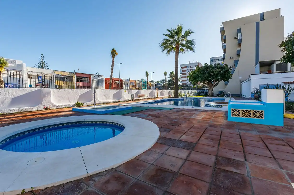 Swimming pool of Flat for sale in Vélez-Málaga  with Air Conditioner, Terrace and Storage room