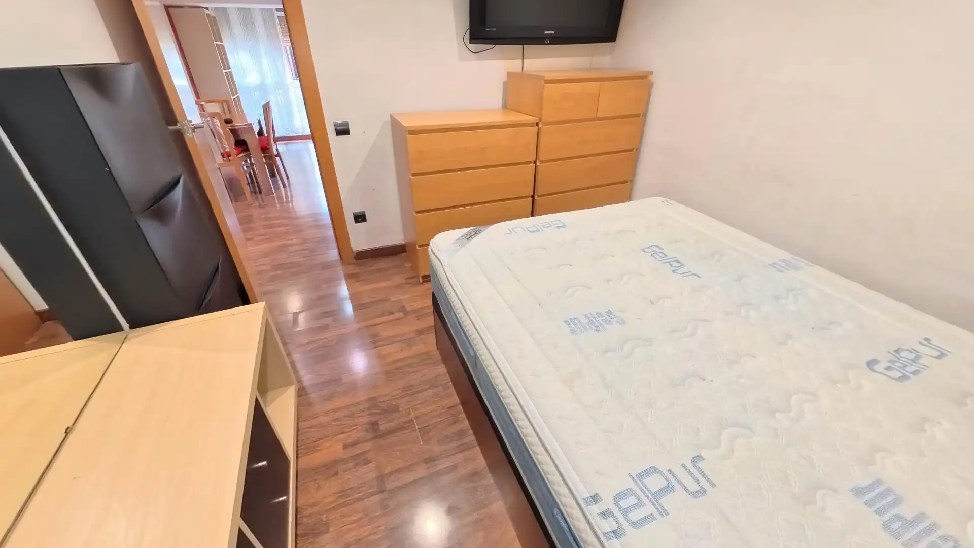 Schlafzimmer von Wohnung zum Verkauf in Barcelona mit Klimaanlage, Parkett und Möbliert