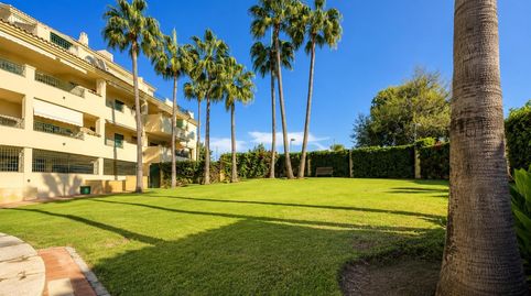 Foto 2 de Piso en venta en Cortijo Torrequebrada, Benalmádena
