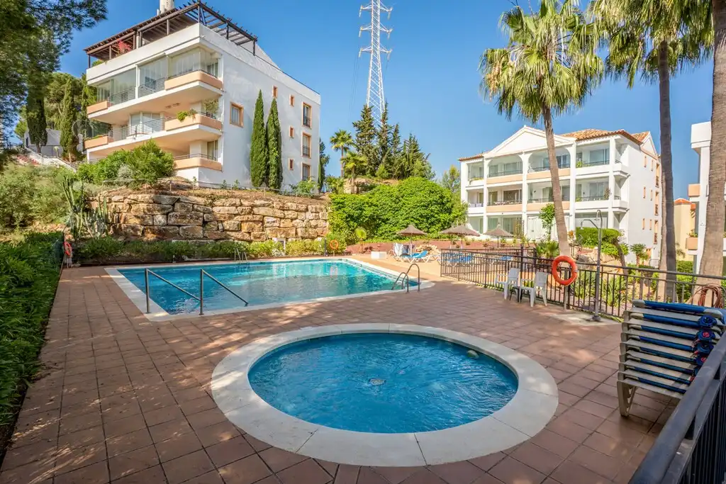 Apartamento con piscina en venta en Riviera del Sol, imagen 19