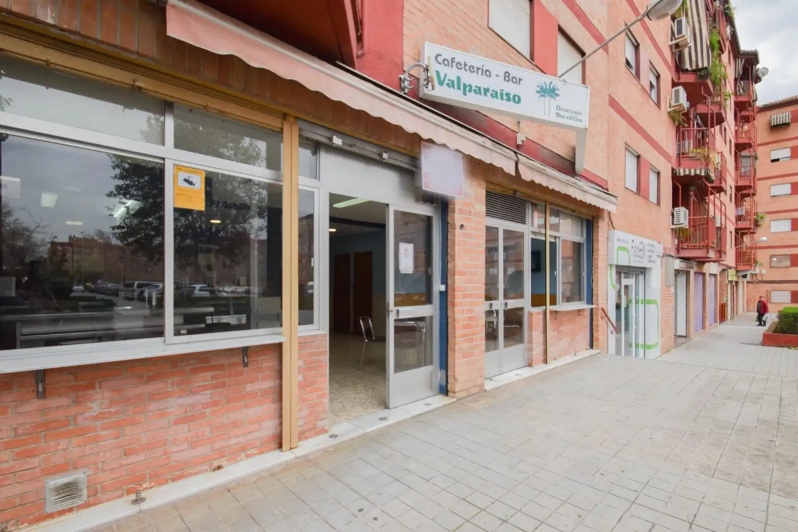 Business premises for sale in Plaza de Poeta Garcilaso de la Vega 6, imagen 2