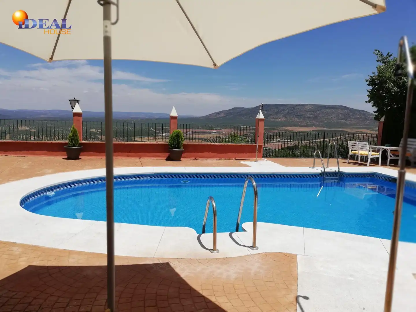 Casa rústica amb piscina en venda a Castellar, imagen 4