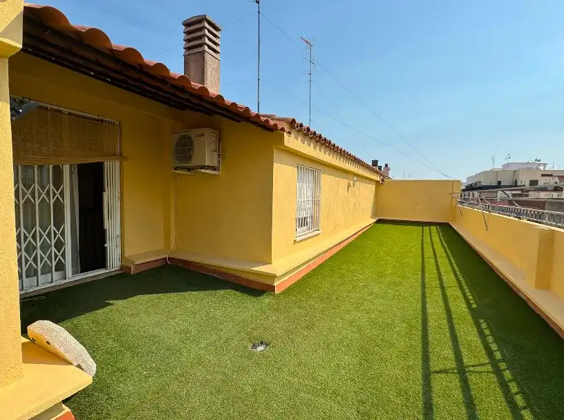 Terrasse von Maisonette zur Miete in Castellón de la Plana / Castelló de la Plana mit Klimaanlage, Heizung und Terrasse