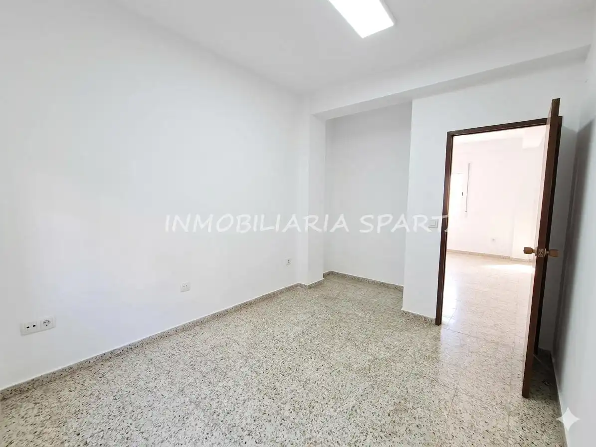 Houses for sale in Camas  with Air Conditioner, Terrace and Storage room