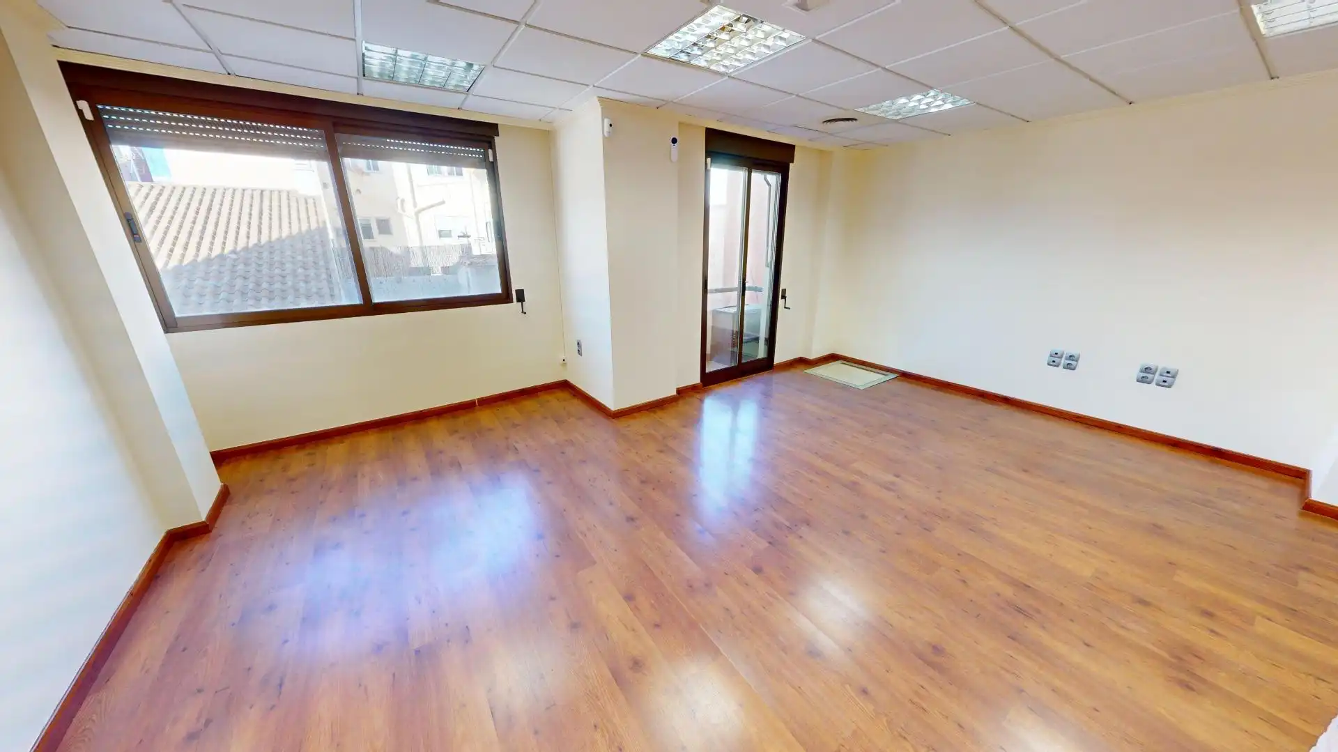 Büro zur Miete in Valencia mit Klimaanlage