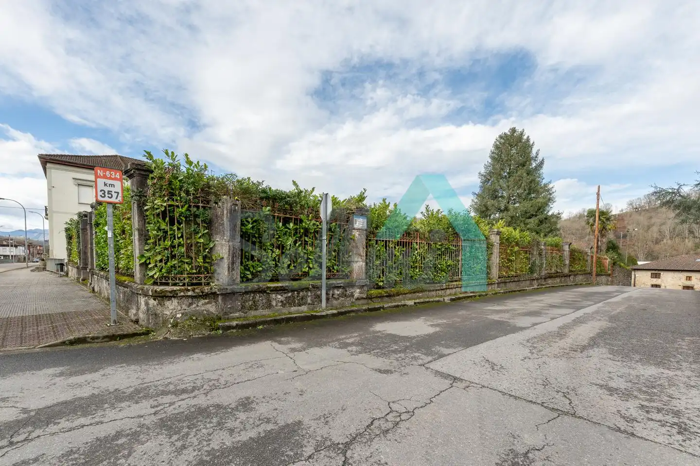 Casa o xalet en venda en Piloña amb Jardí privat, Parquet i Terrassa