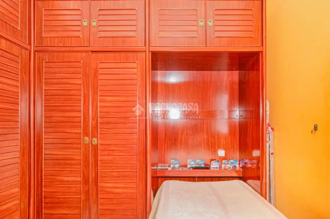 Habitación de Piso en venta en Lucena con Aire acondicionado, Amueblado y Balcón