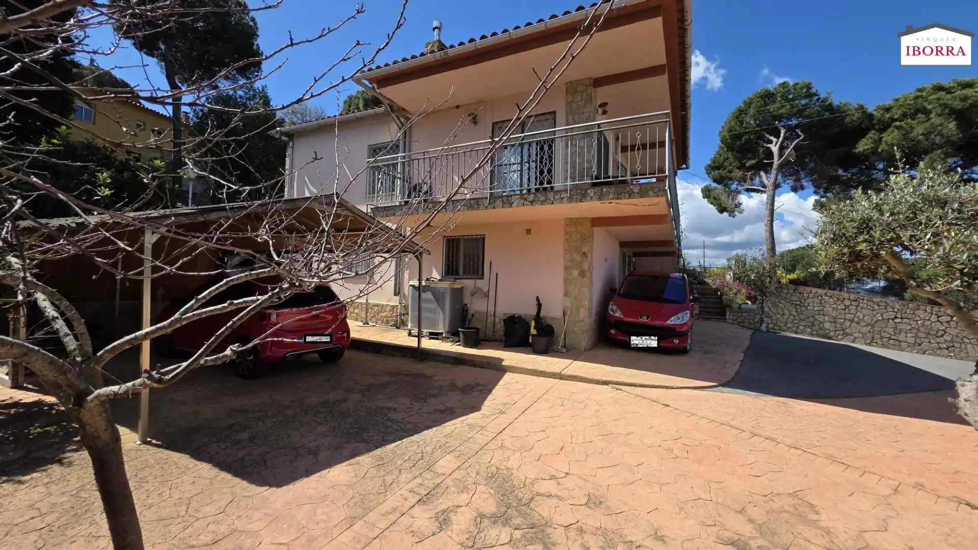 Vista exterior de Casa o xalet en venda en Tordera amb Calefacció, Jardí privat i Traster