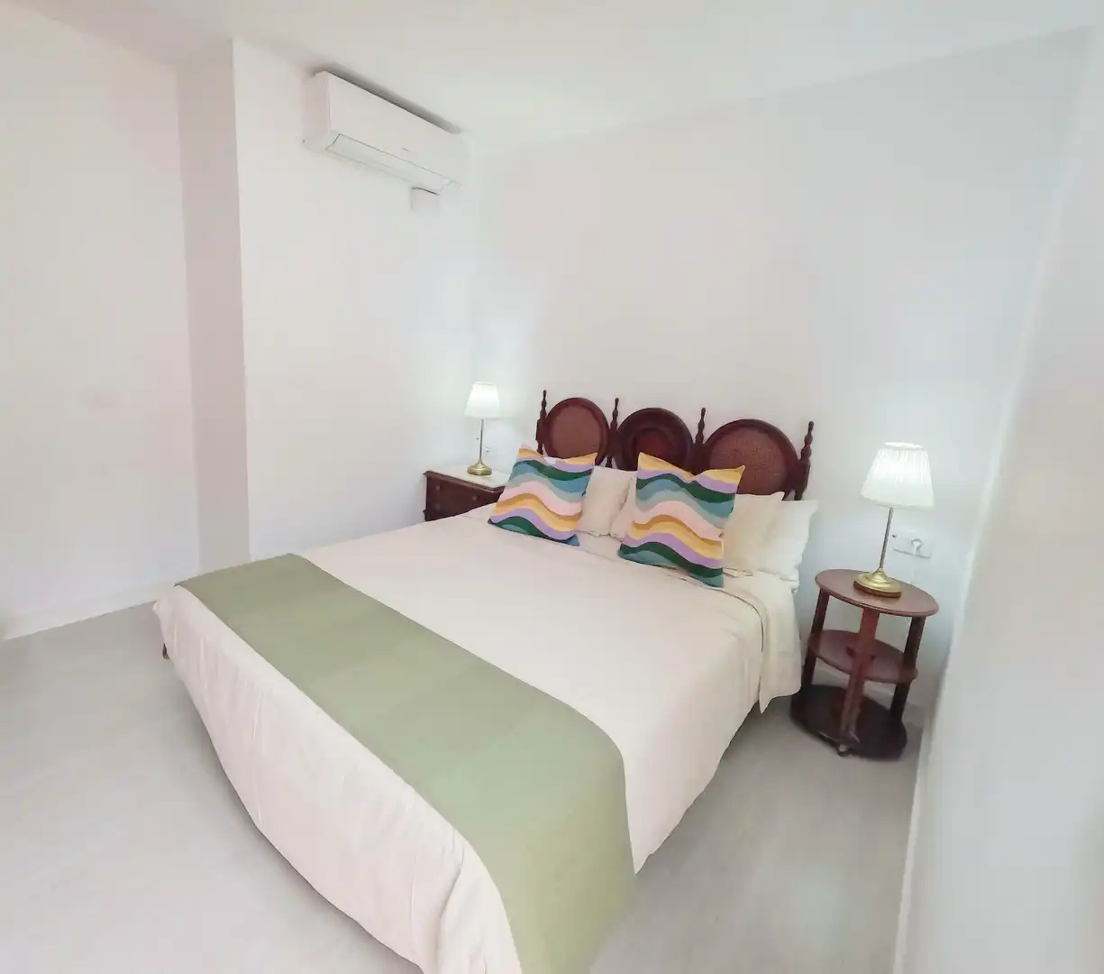 Bedroom of Flat for sale in Santa Cruz de Tenerife  with Air Conditioner, Parquet flooring and Storage room