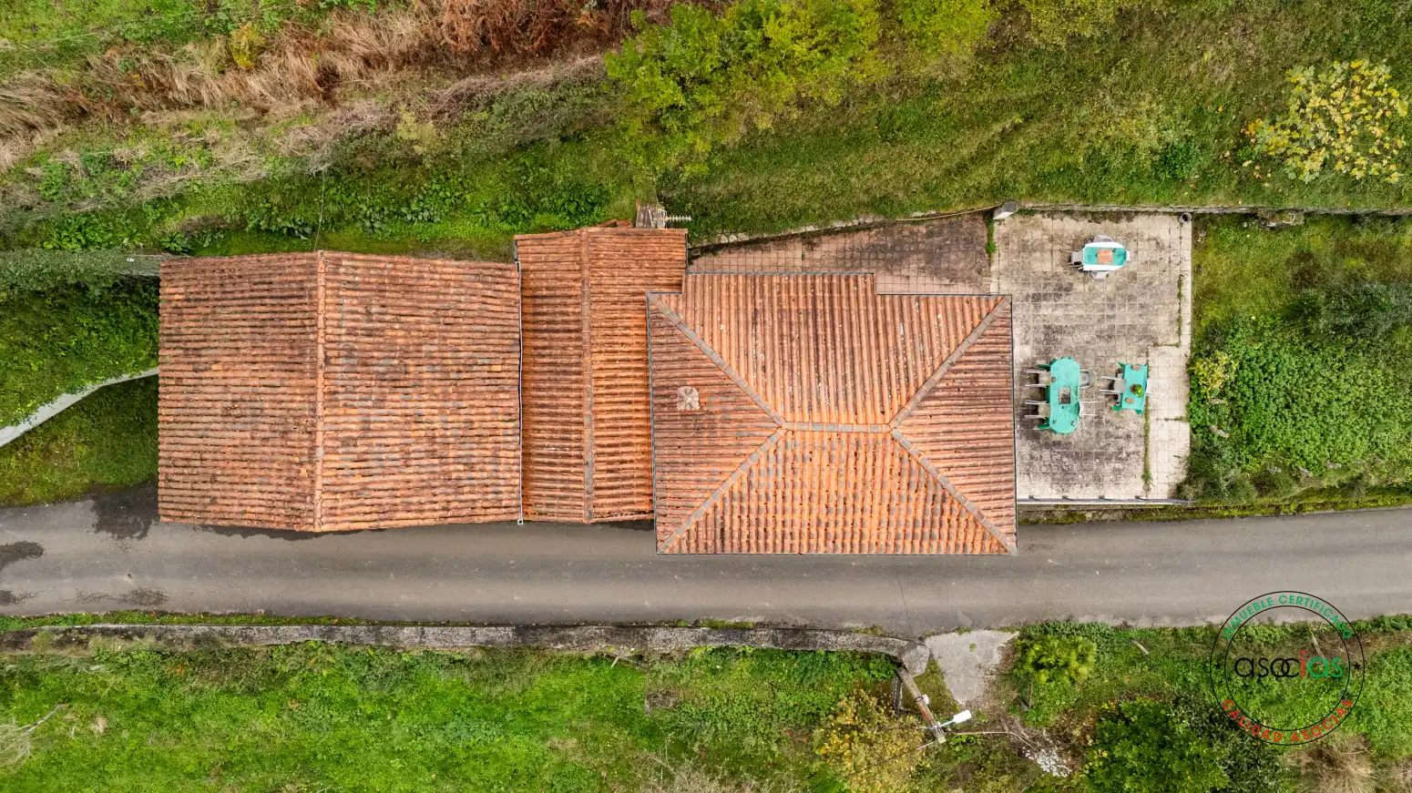 Vista exterior de Casa o chalet en venta en Grado con Calefacción