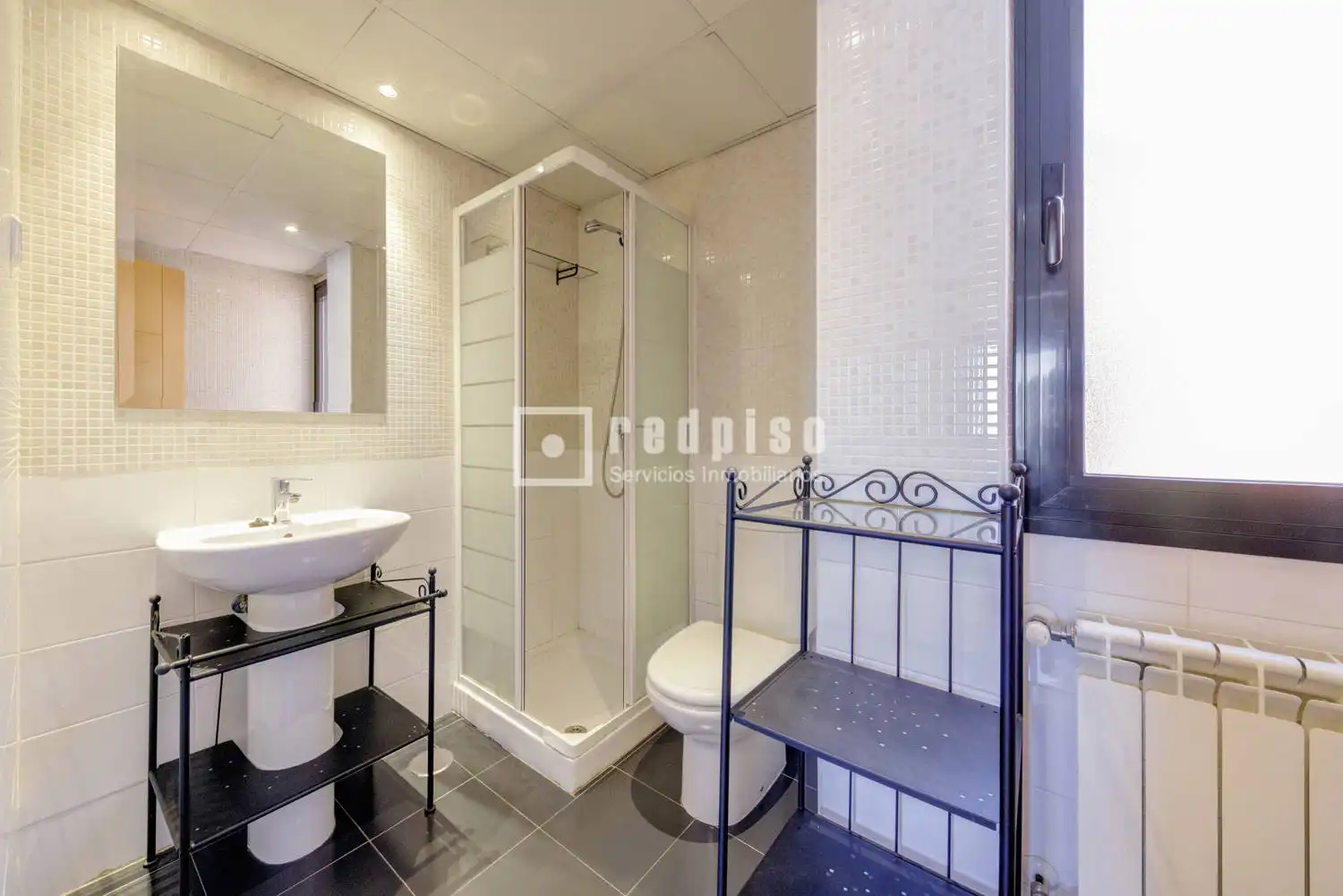 Bathroom of Duplexes for sale in Pozuelo de Alarcón  with Air Conditioner, Heating and Private garden