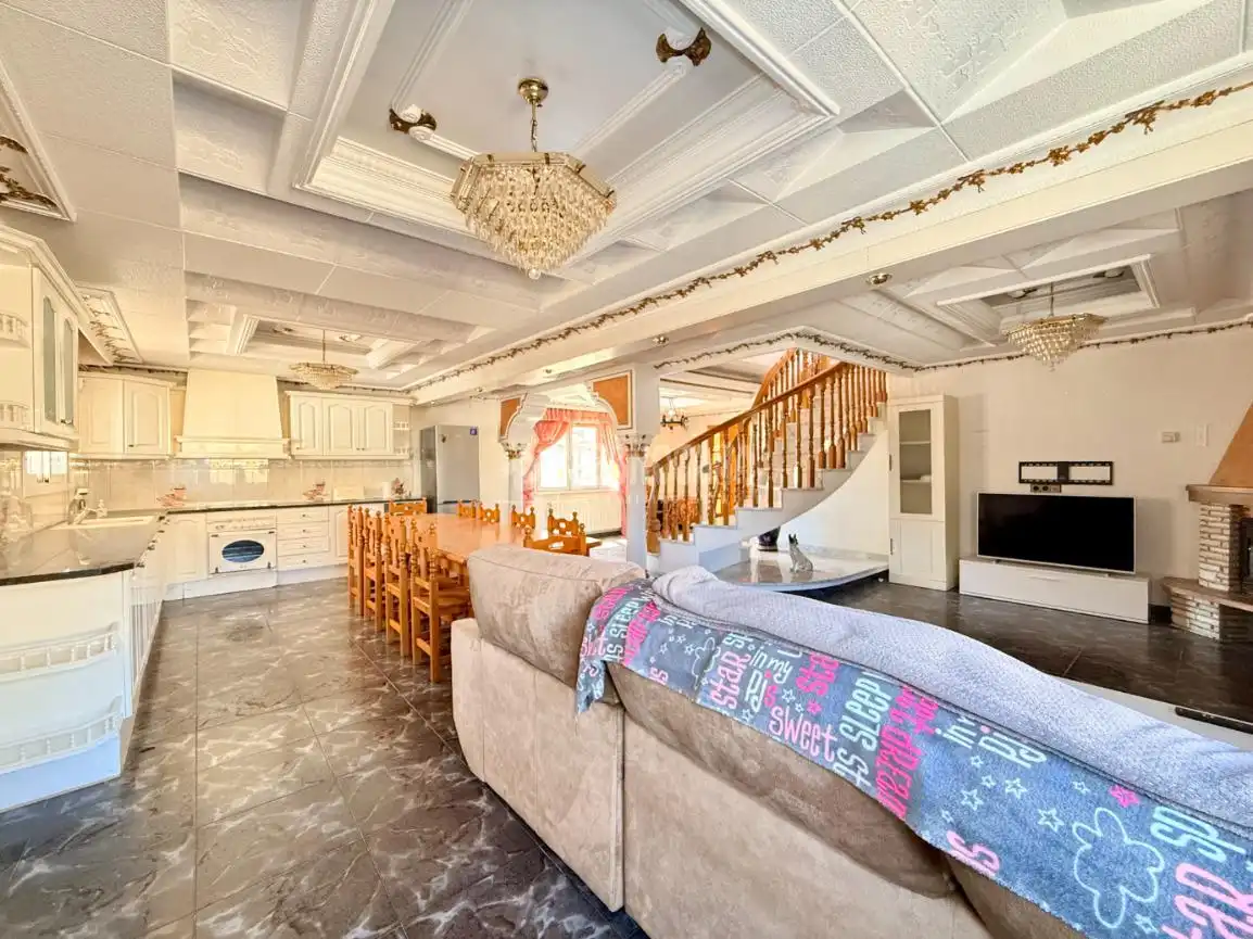 Sala de estar de Casa o chalet en venta en Canyelles con Terraza y Piscina