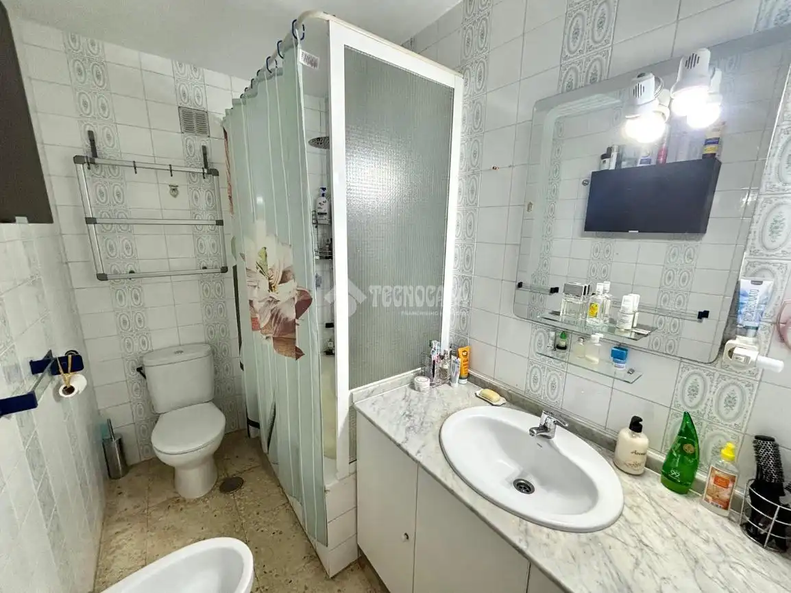 Baño de Piso en venta en Benalmádena con Aire acondicionado y Terraza