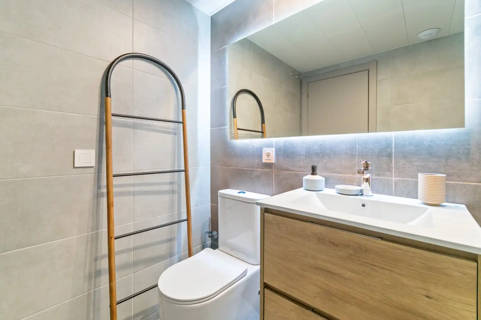 Planta baja en venta en Passeig de Santa Eulàlia, 13, Mas d'En Serra - Els Cards