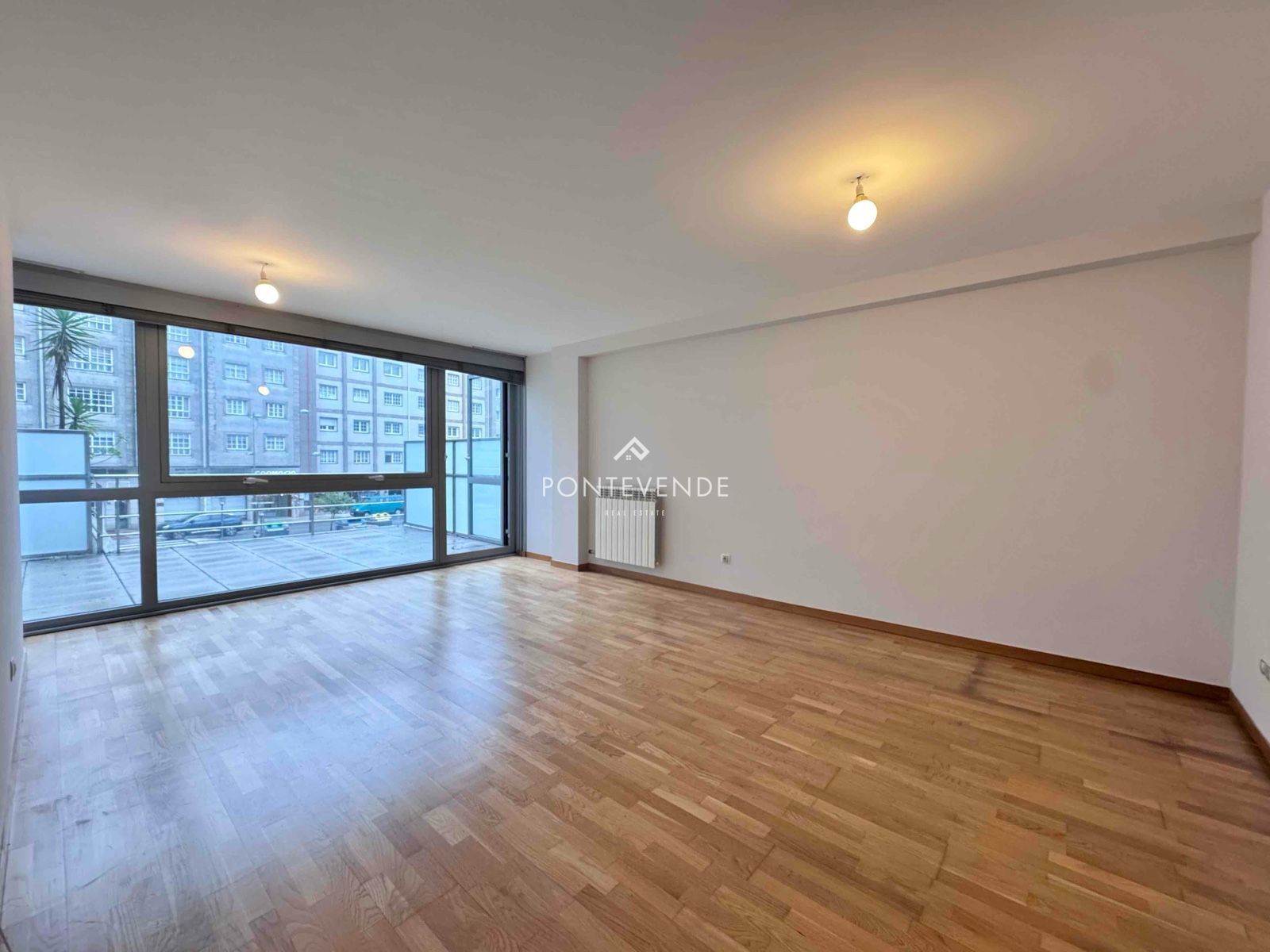 Exterior view of Flat for sale in Pontevedra Capital   with Heating, Terrace and Storage room