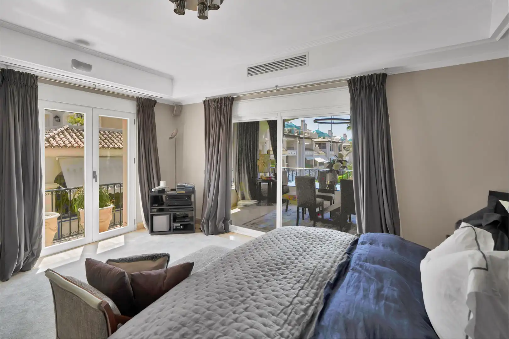 Apartments for sale in 31A Urbanizacion Lomas de Rio Verde, Las Lomas de Río Verde