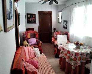 Living room of House or chalet for sale in Almuñécar  with Terrace and Balcony