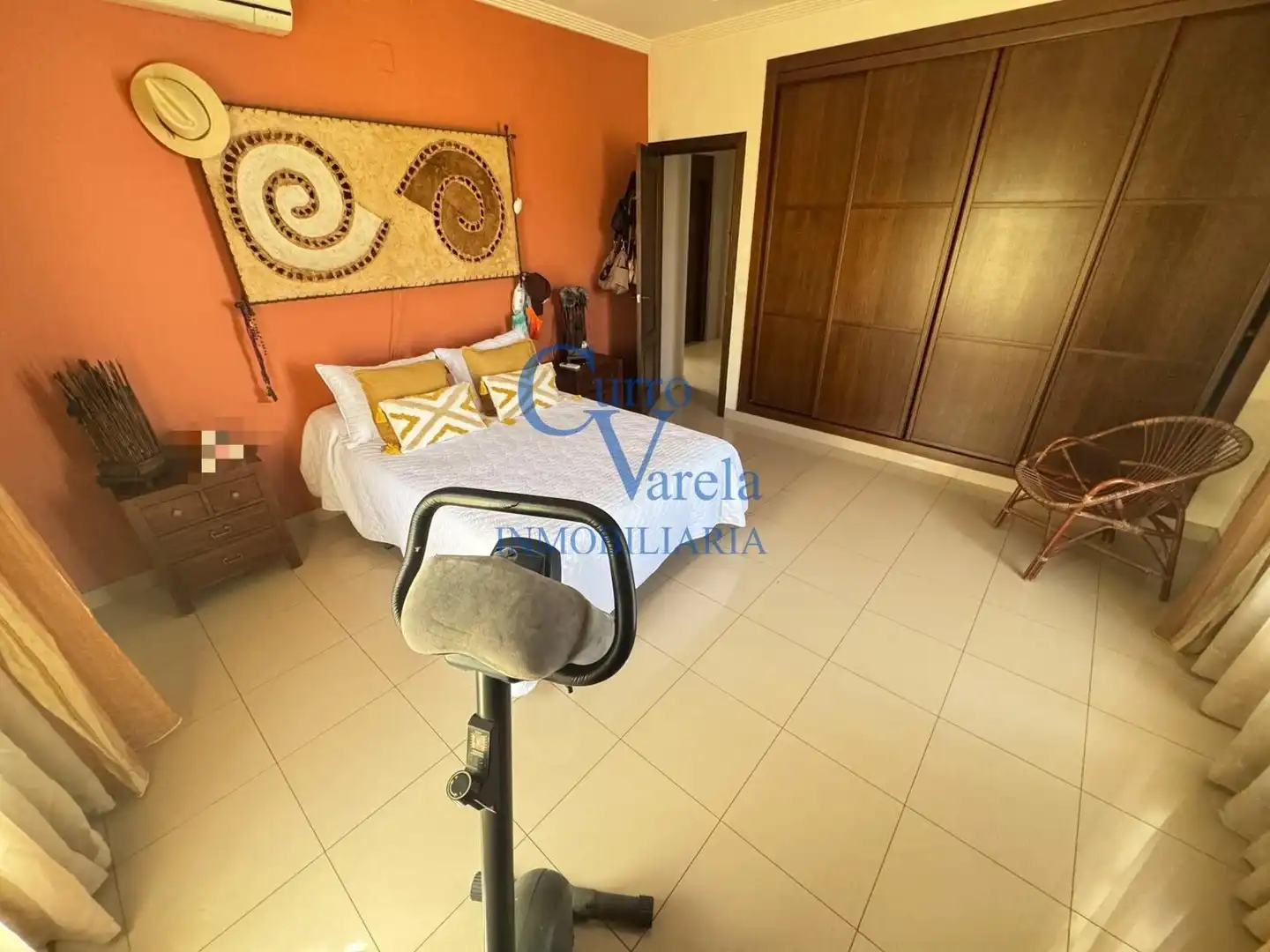 Bedroom of Houses for sale in Dos Hermanas  with Air Conditioner, Heating and Terrace