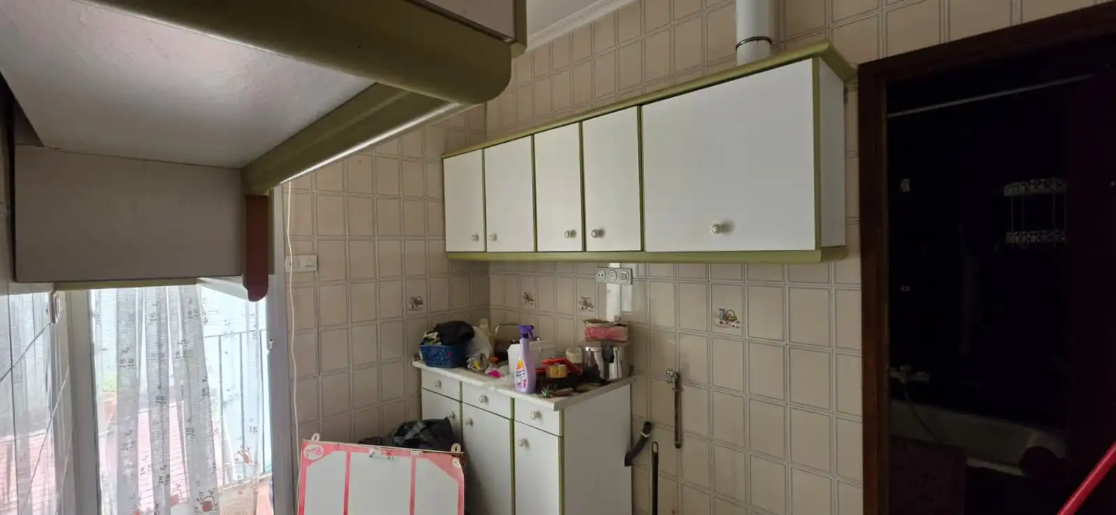 Cuina de Casa o xalet en venda en Linares amb Terrassa, Traster i Forn