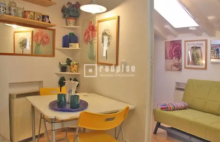 Comedor de Dúplex de alquiler en Madrid con Aire acondicionado y Calefacción