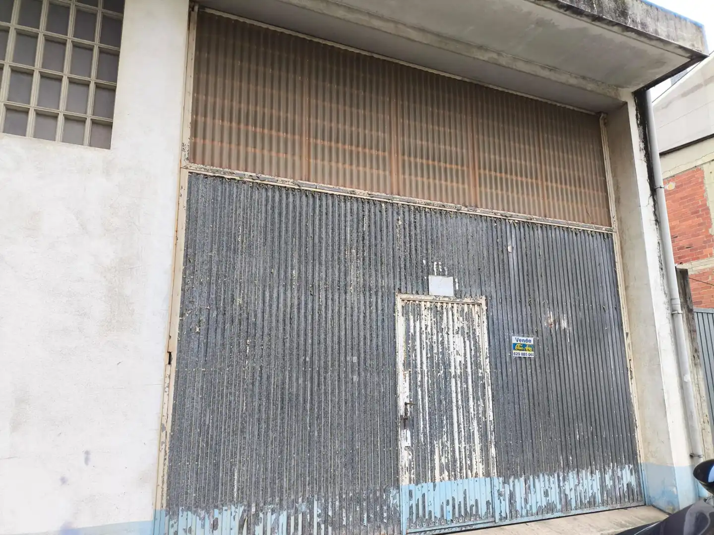 Vista exterior de Casa o xalet en venda en Carballo amb Jardí privat i Terrassa