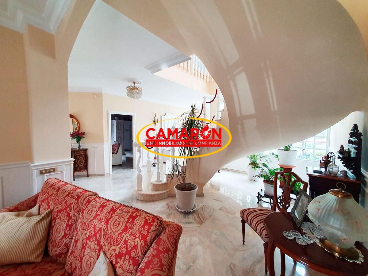 House or chalet for sale in La Puebla del Río  with Air Conditioner and Terrace