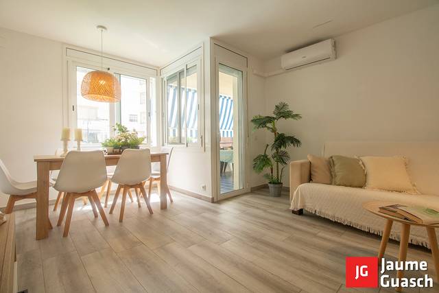 Planta baja en Venta en Passeig de Miramar, 162 en Barri Marítim