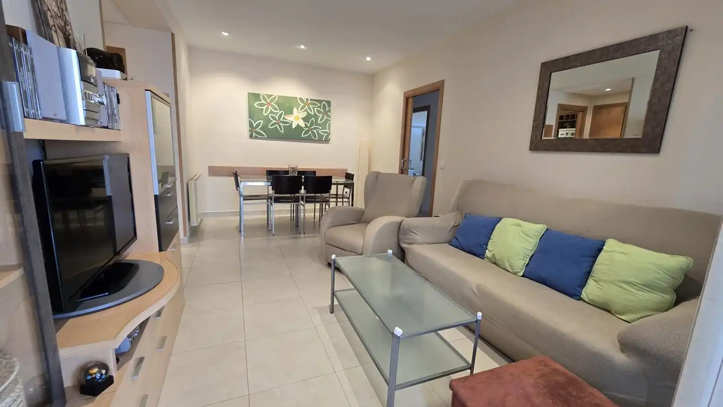 Sala de estar de Apartamento de alquiler en Gandia con Terraza, Amueblado y Piscina comunitaria