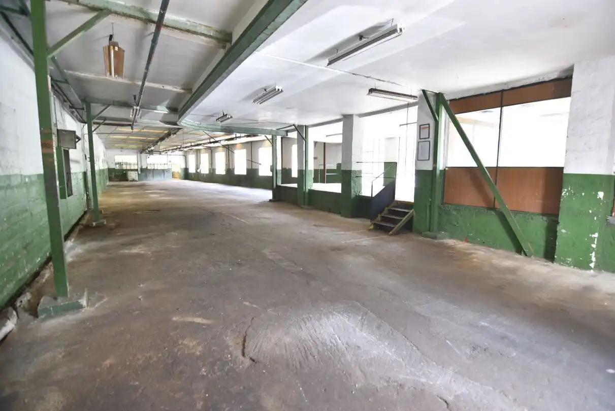 Nave industrial en venta en Soraluze / Plasencia de las Armas