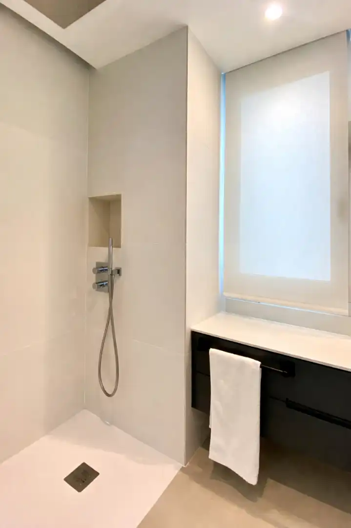 Baño de Casa o chalet de alquiler en Montgat con Aire acondicionado, Calefacción y Jardín privado