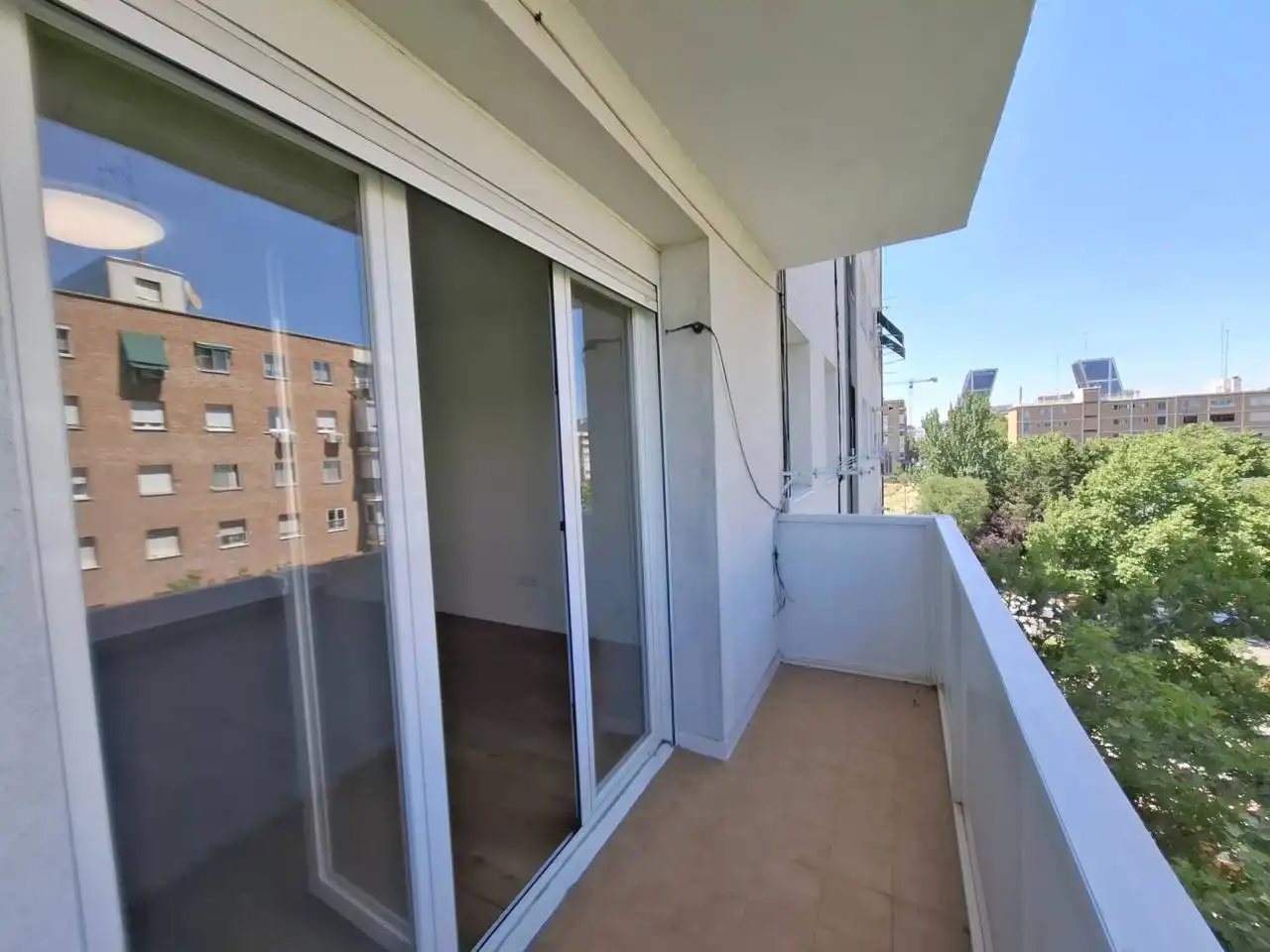 Balcony of Flat for rent in Madrid  with Air Conditioner, Heating and Terrace