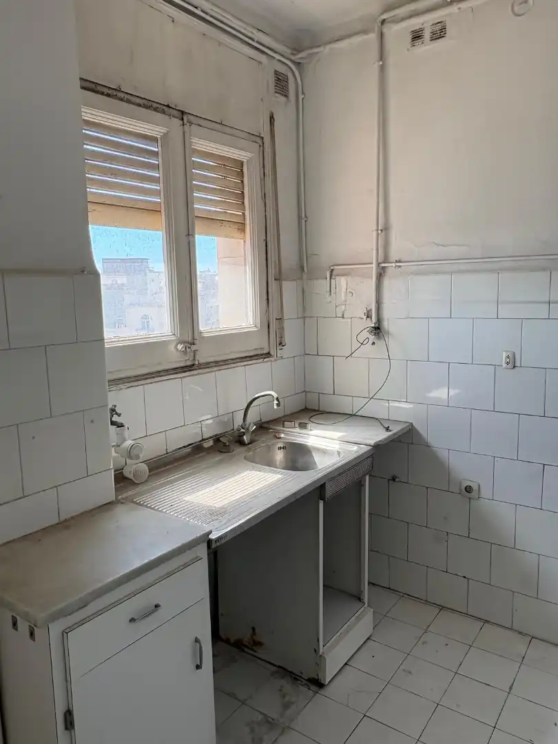 Cocina de Piso en venta en Barcelona con Trastero