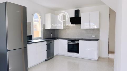 Foto 5 de Apartamento en venta en Marea, Los Cristianos, Arona