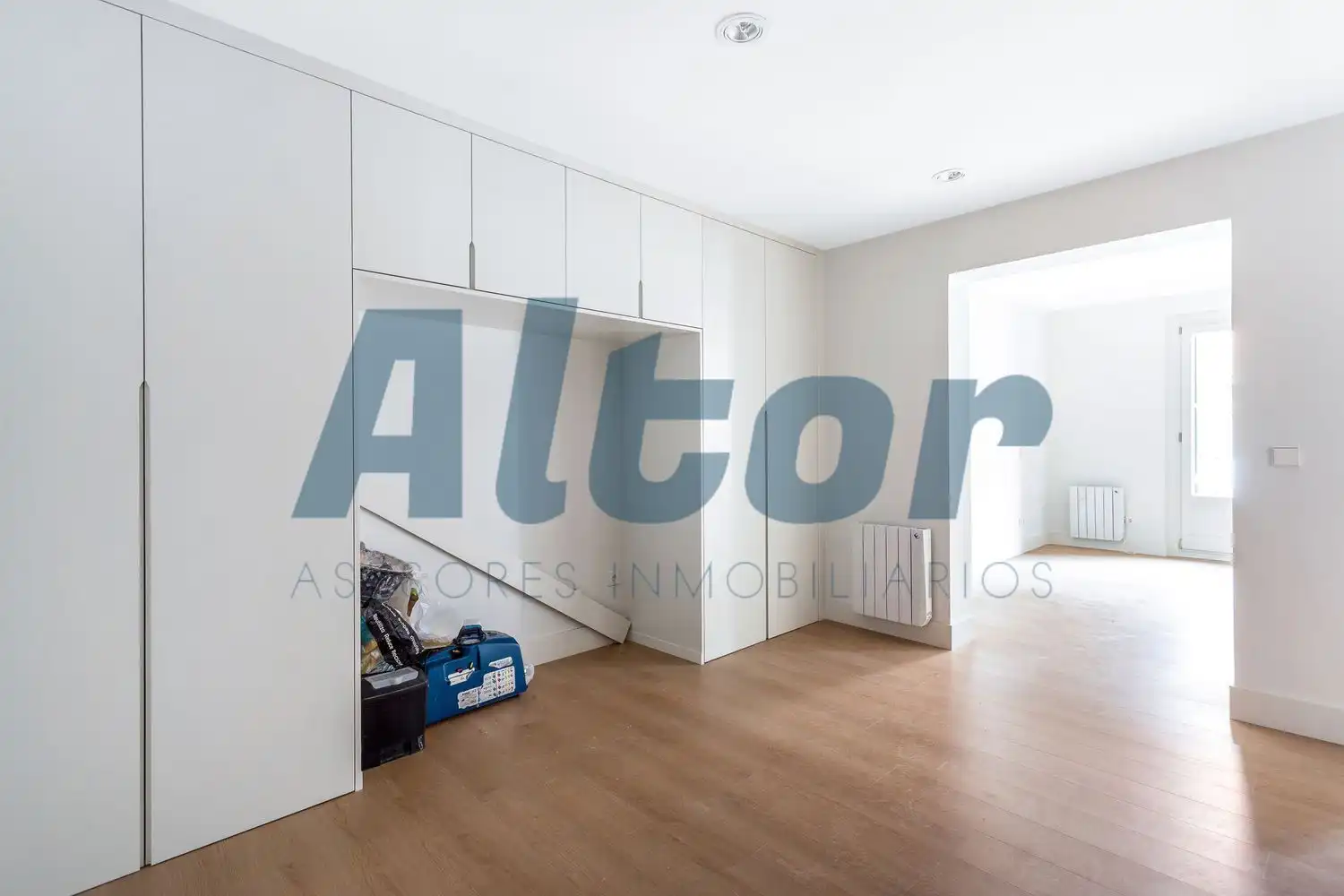 Flat with lift for sale in DE PEREZ GALDOS, imagen 34