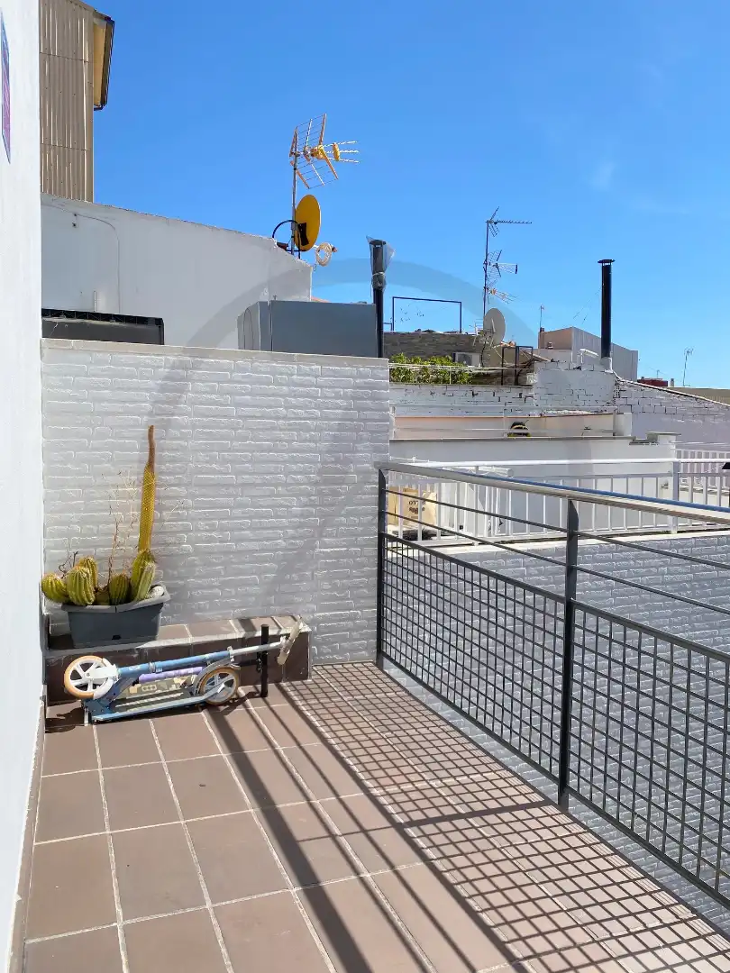 Terraced house with terrace for sale in Nord-est, imagen 37
