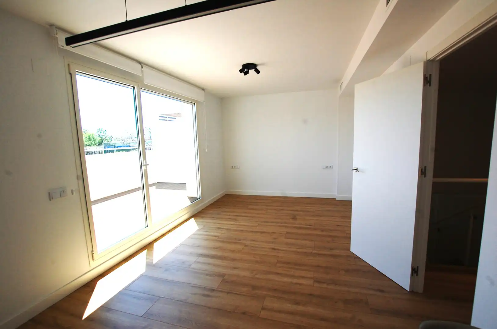 Bedroom of Detached homes for rent in Gavà  with Air Conditioner, Heating and Private garden