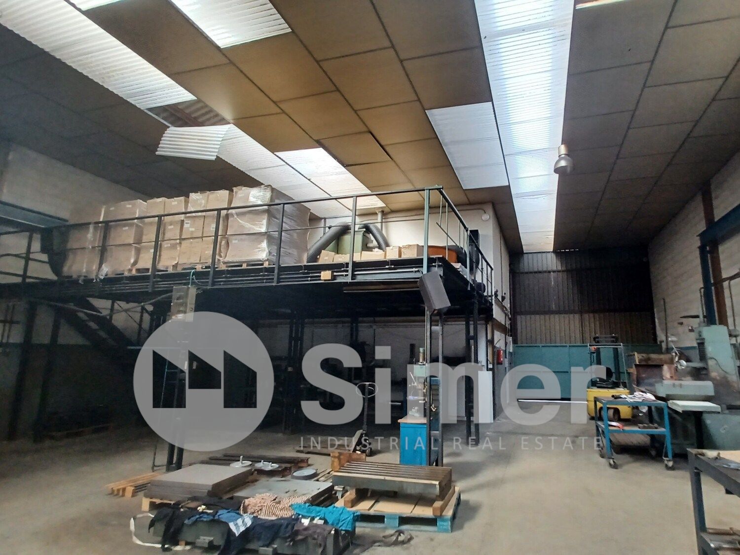 Nau industrial en venda en Parets del Vallès