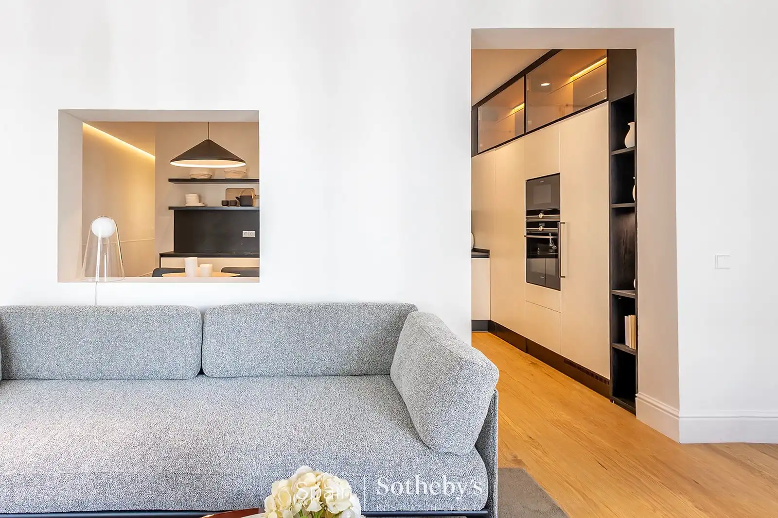 Living room of Apartments for sale in Madrid  with Air Conditioner and Heating
