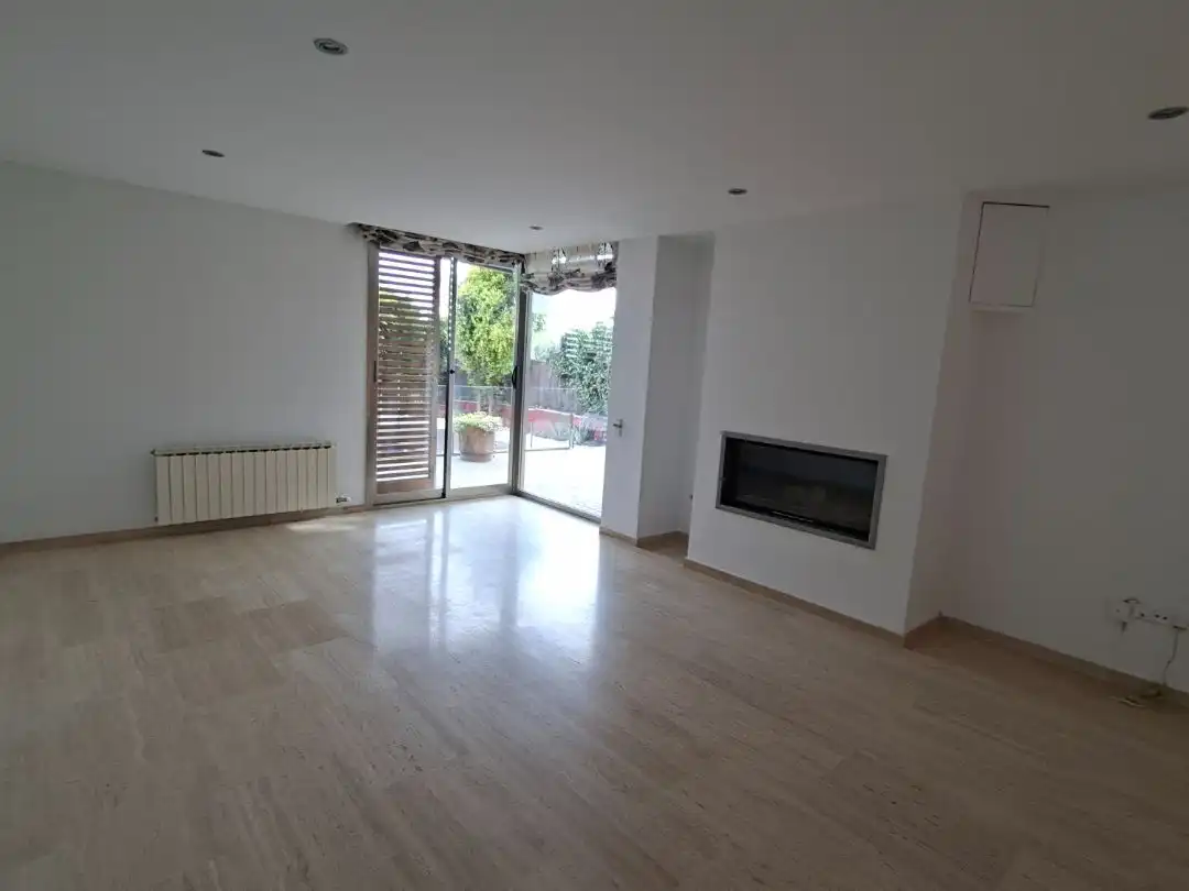 Casa aparellada amb piscina en venda a Av Mas Clariana 78, imagen 7