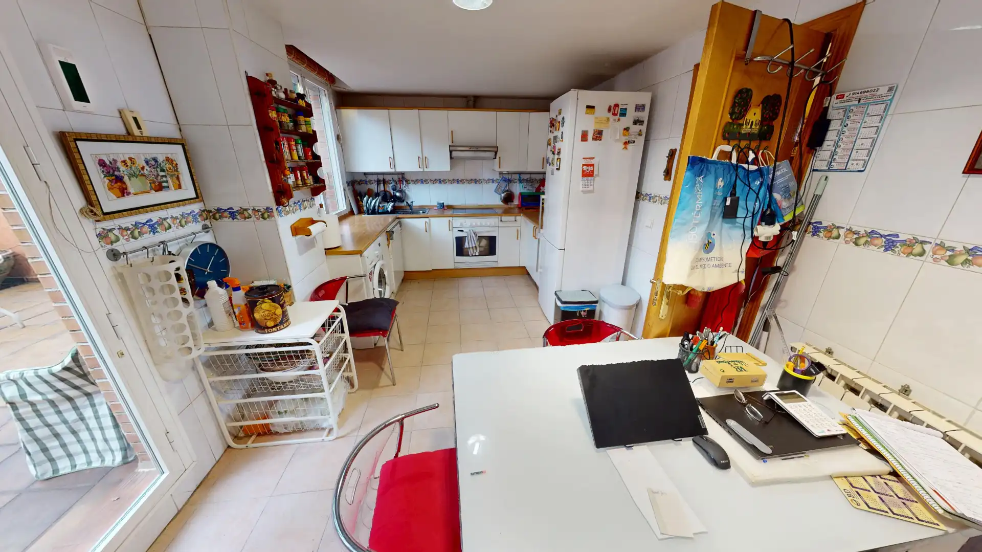 Cocina de Casa o chalet en venta en San Lorenzo de El Escorial con Jardín privado, Terraza y Piscina