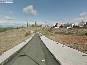 Terreny residencial en venda a Benavente