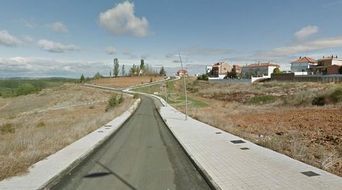 Parcela 19.12 de 332,97 m2 situada en la calle El Greco, en urbanización El Bacillar, en Benavente, provincia de Zamora.