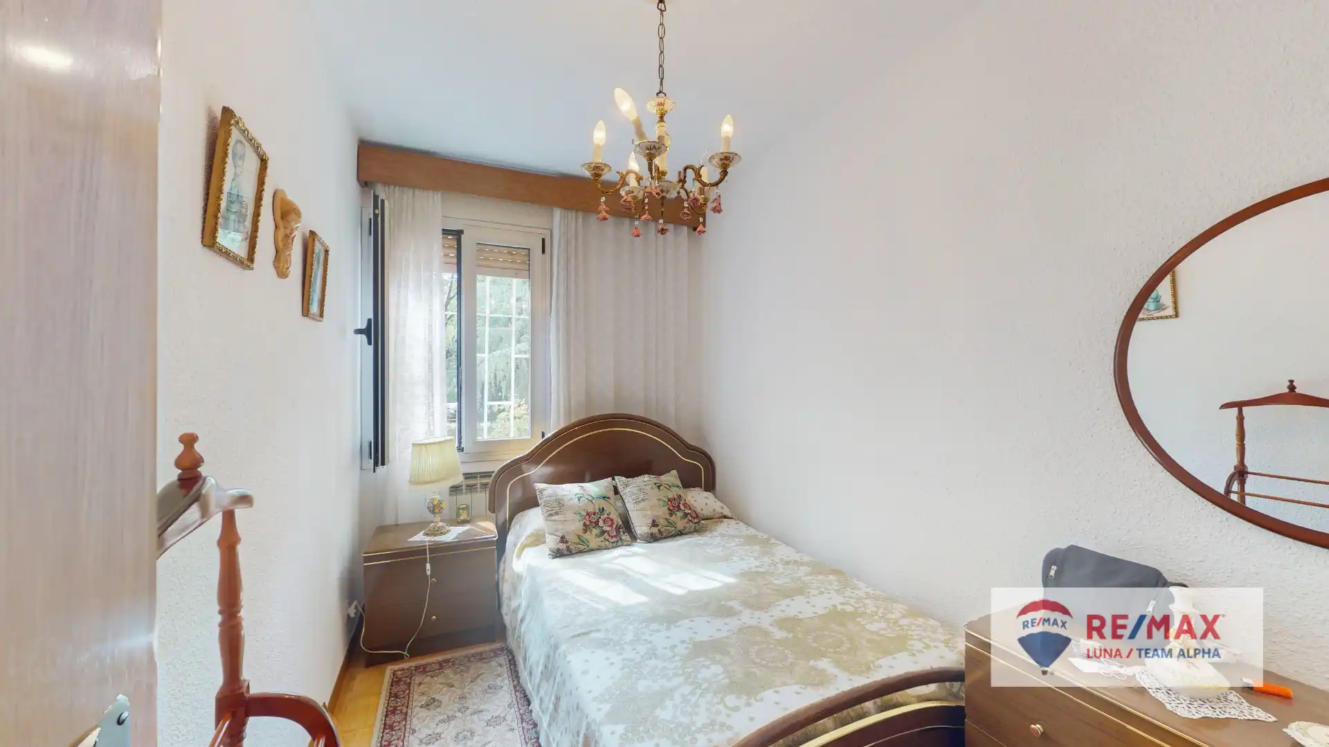 Flat with garden for sale in Calle del General Cadenas Campos 34, imagen 11
