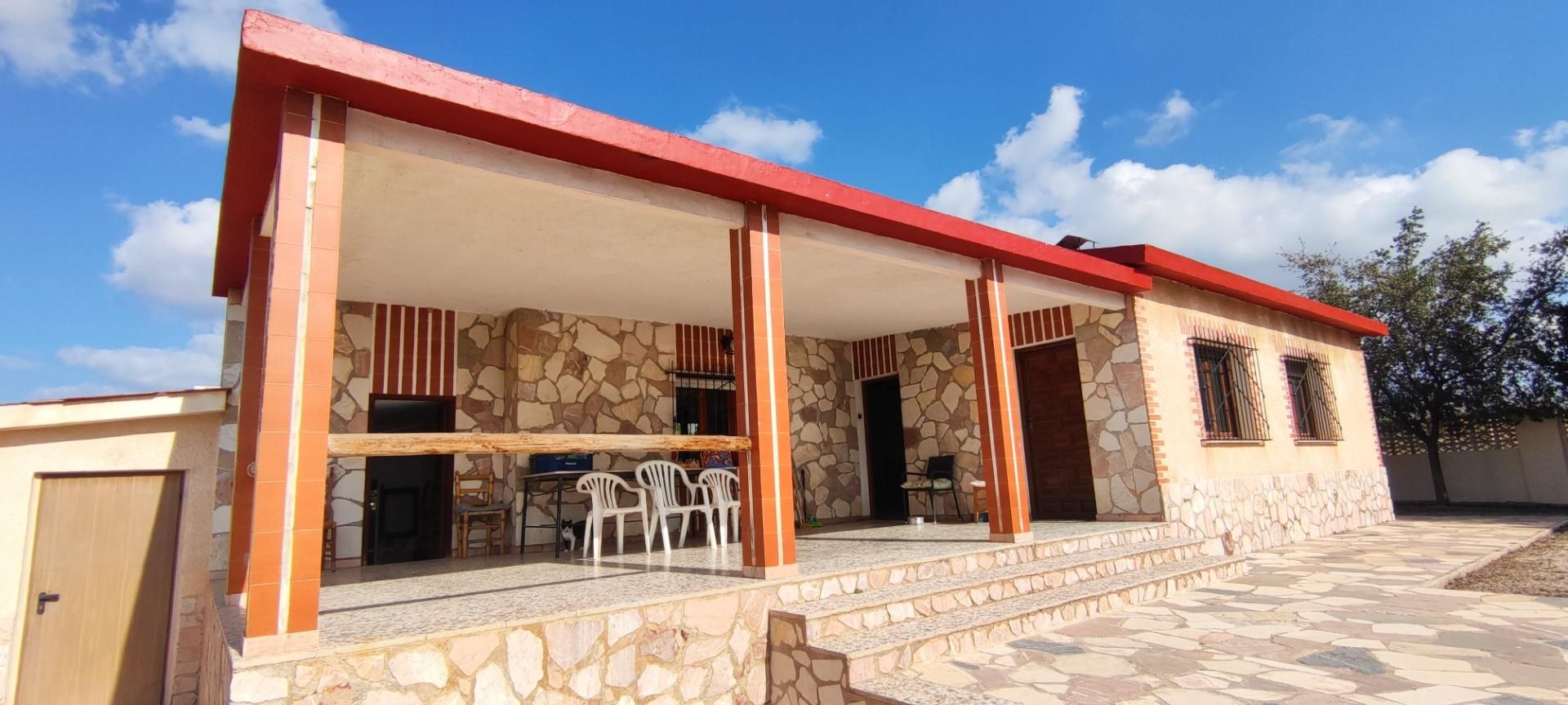 Finca rústica en venda en Agost amb Calefacció, Jardí privat i Terrassa