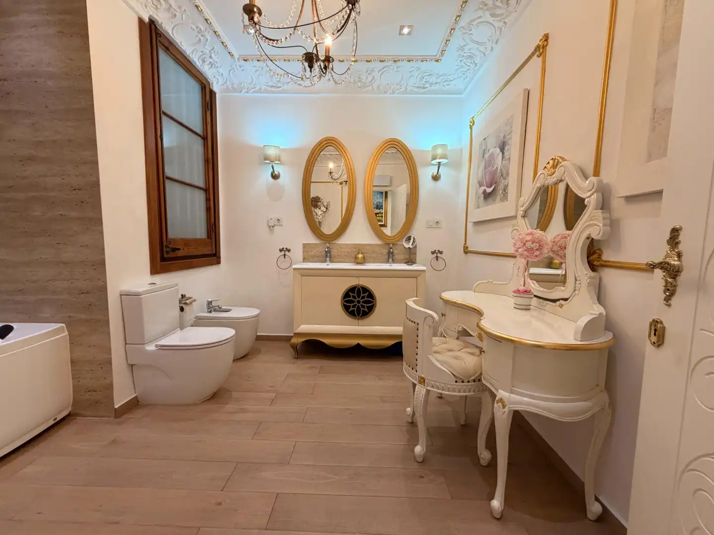 Badezimmer von Maisonette zum Verkauf in Barcelona mit Klimaanlage, Terrasse und Balkon