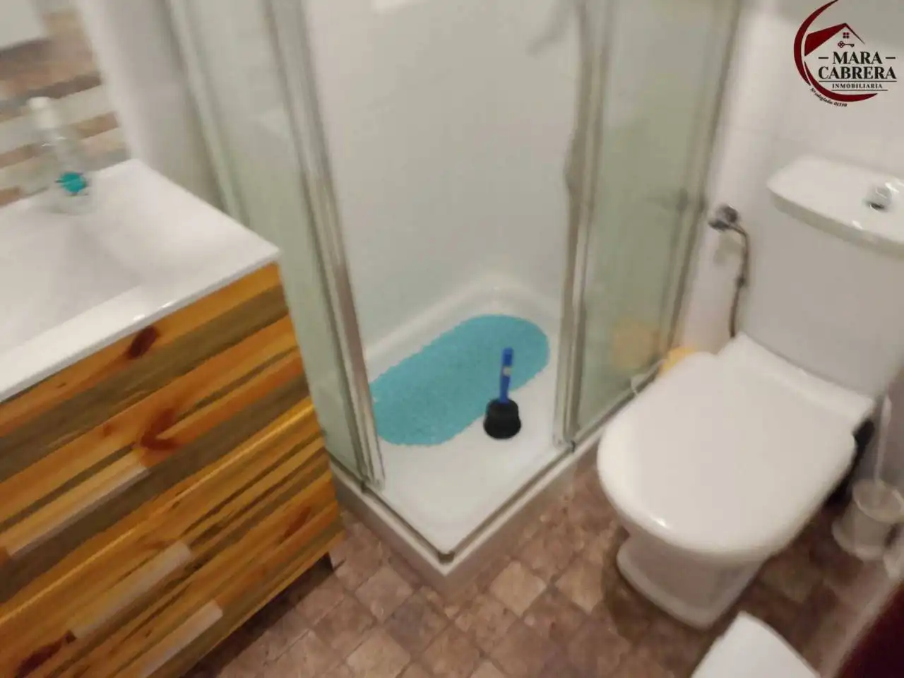 Badezimmer von Haus oder Chalet zum Verkauf in Piles mit Klimaanlage, Heizung und Terrasse