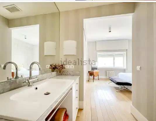 Habitación de Piso en venta en Madrid con Aire acondicionado, Calefacción y Terraza