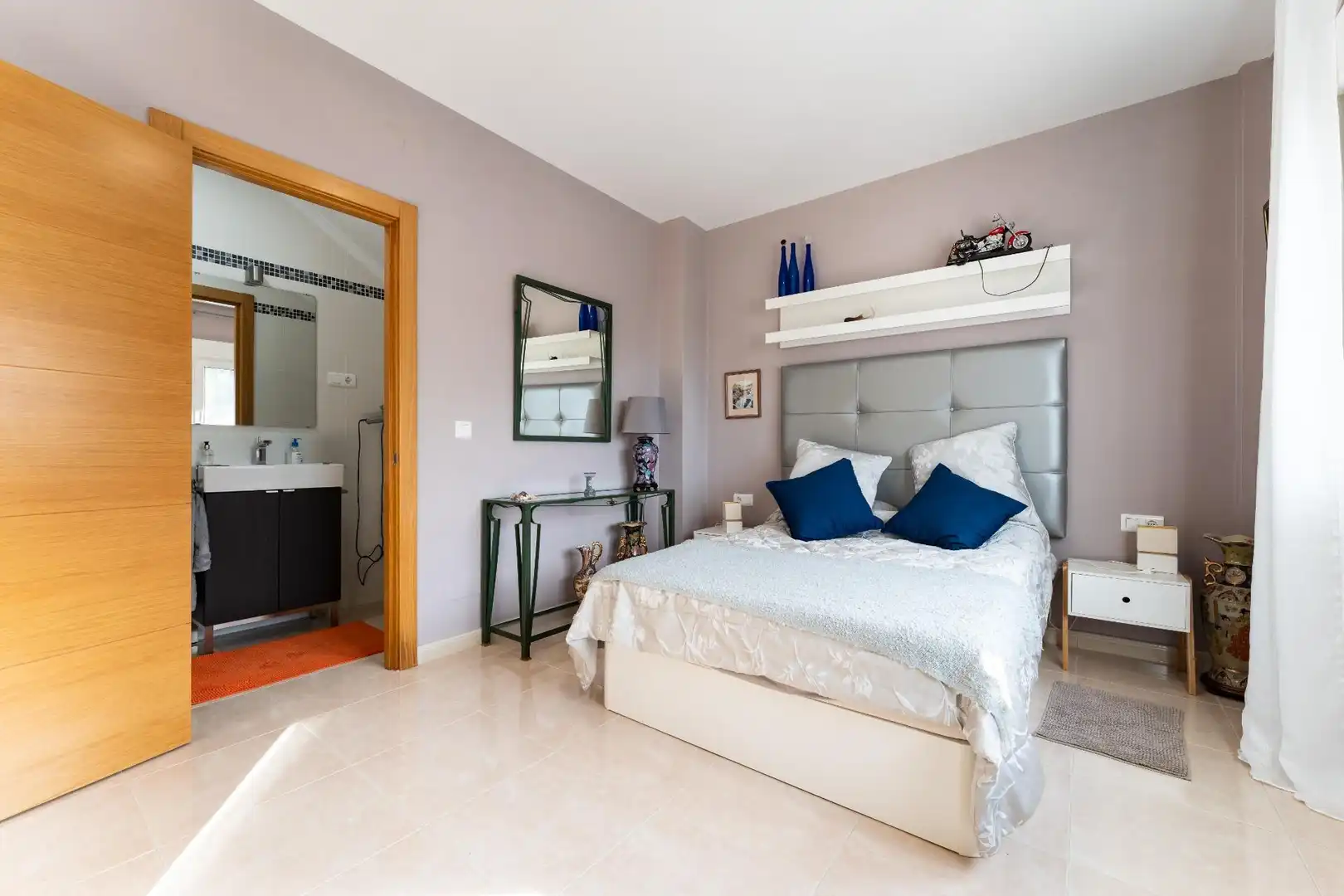 Habitación de Casa o chalet en venta en Vélez-Málaga con Piscina comunitaria