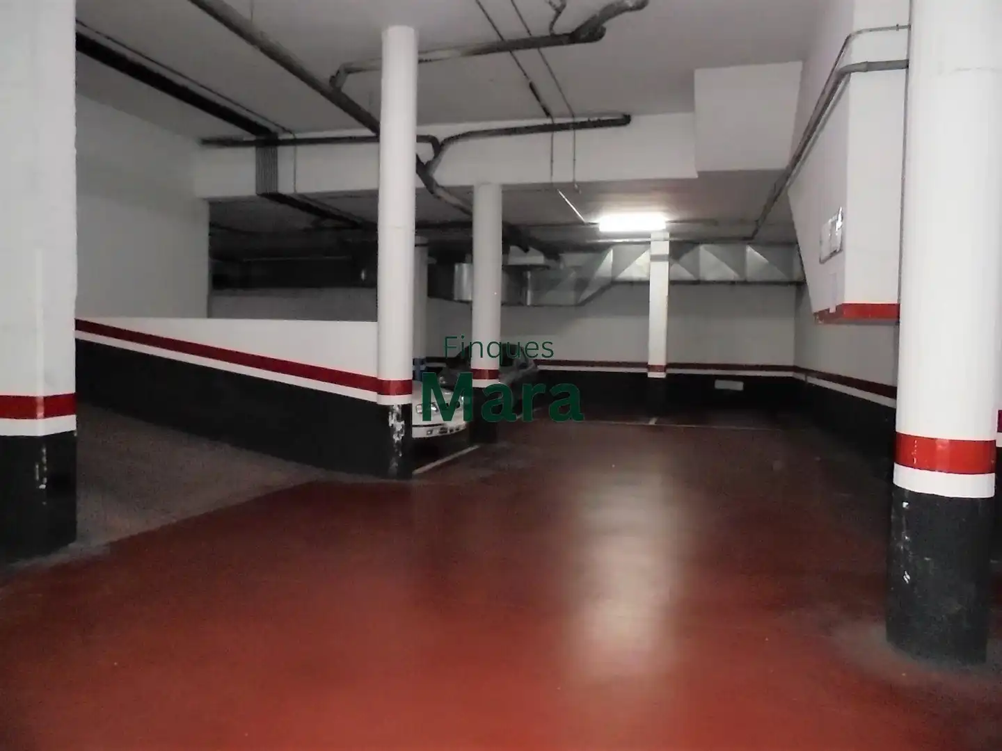 Garage for sale in Carrer Enric Granados, Vinyets - Molí Vell