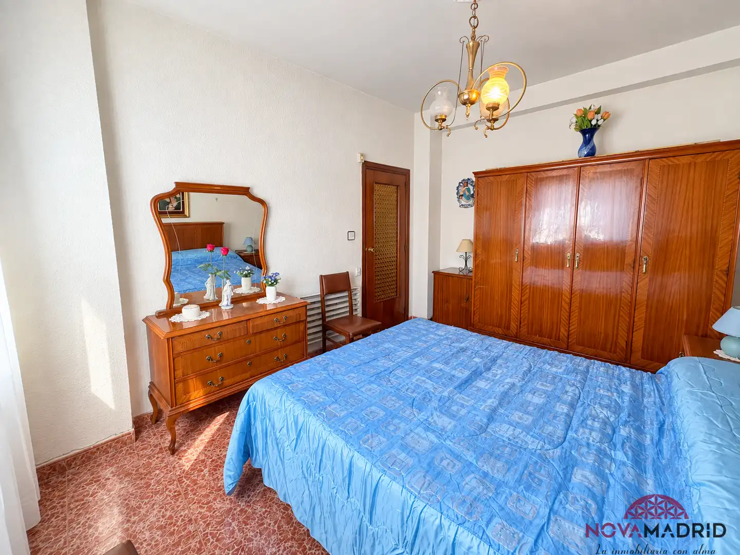 Habitación de Piso en venta en Madrid con Calefacción y Terraza